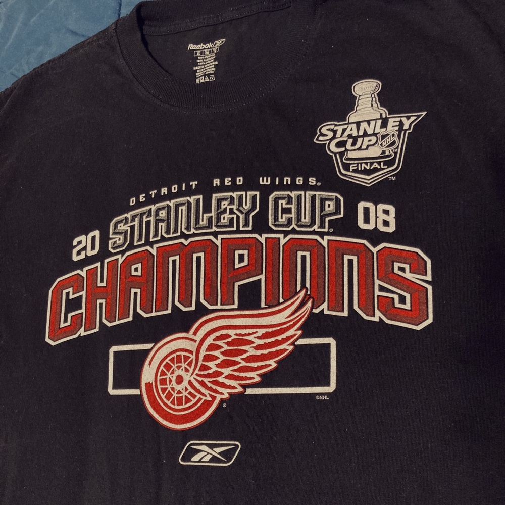 DETROIT RED WINGS Stanley Cup Champions Black T-Shirt X-Large Reebok 100% Cotton - Picture 1 of 9